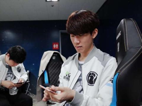 BigWei：这版本开团可能变少了 游戏时长对我们没什么影响