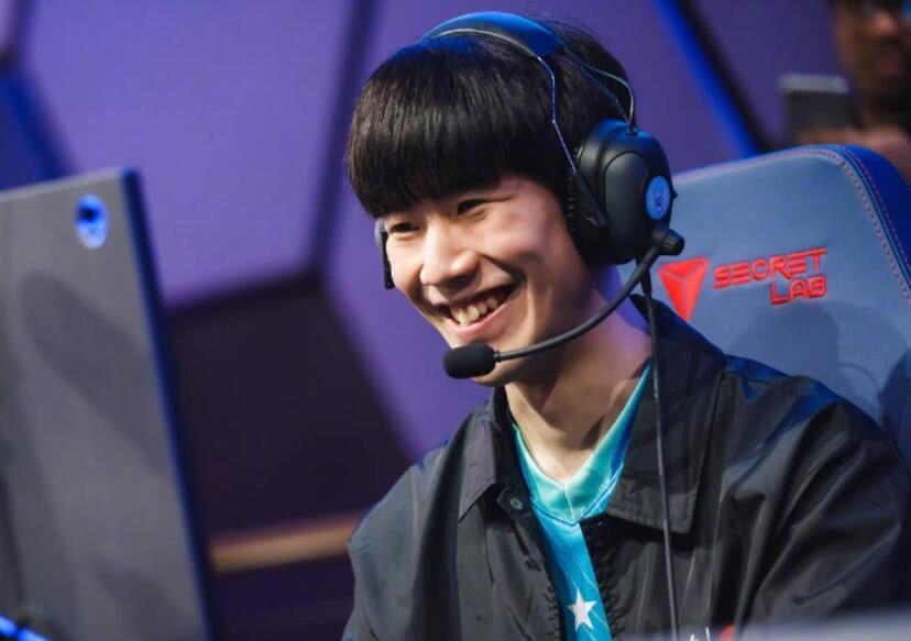 s1mple ： “我会在年底前找到一个新家，因为我想要比赛”