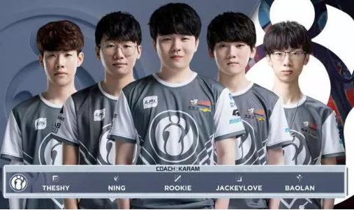 LPL A组资格赛： Weibo Gaming 和 Bilibili Gaming 进入了 Team WE 的巅峰组，经过加赛战胜了 EDward Gaming 以保持机会