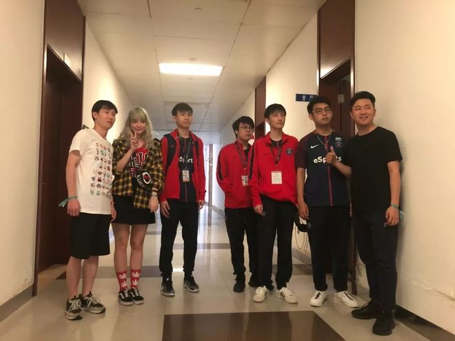 Top Esports 击败 G2 Esports 进入 2025 年全球总决赛半决赛